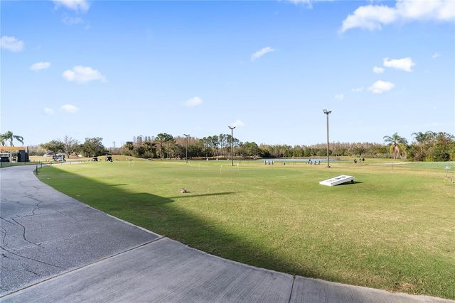 18117 PARADISE POINT DRIVE, Tampa, FL 33647