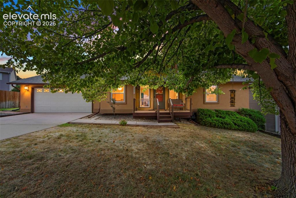 5541 Country Heights Drive, Colorado Springs, CO 80917 — photo 2