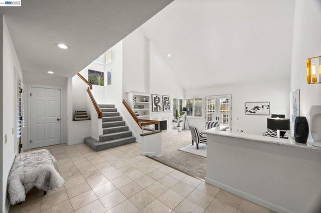817 Redwood Dr, Danville, CA 94506