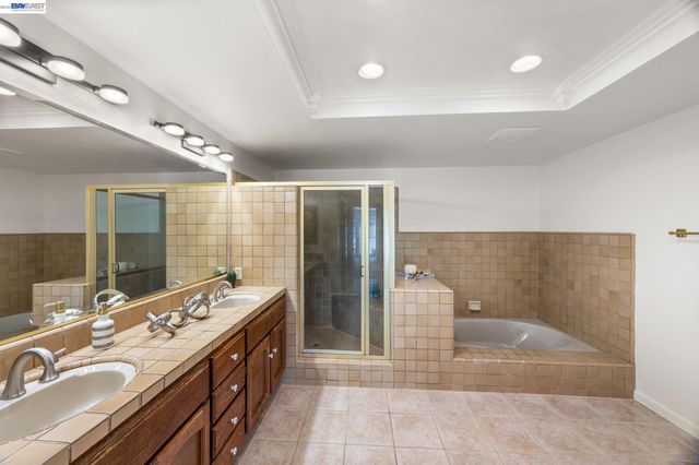 817 Redwood Dr, Danville, CA 94506