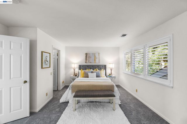 817 Redwood Dr, Danville, CA 94506