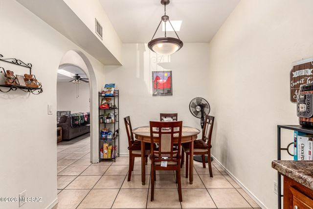 4169 N Via Villas, Tucson, AZ 85719