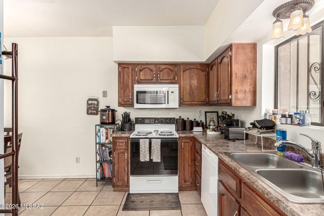 4169 N Via Villas, Tucson, AZ 85719