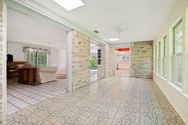 406 Dula Circle, Duncanville, TX 75116