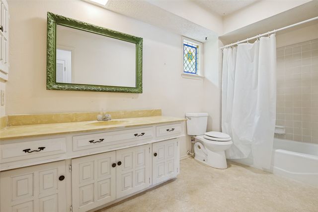 406 Dula Circle, Duncanville, TX 75116