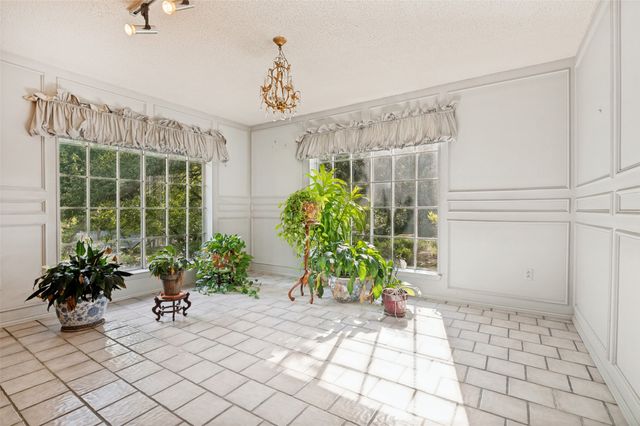 406 Dula Circle, Duncanville, TX 75116