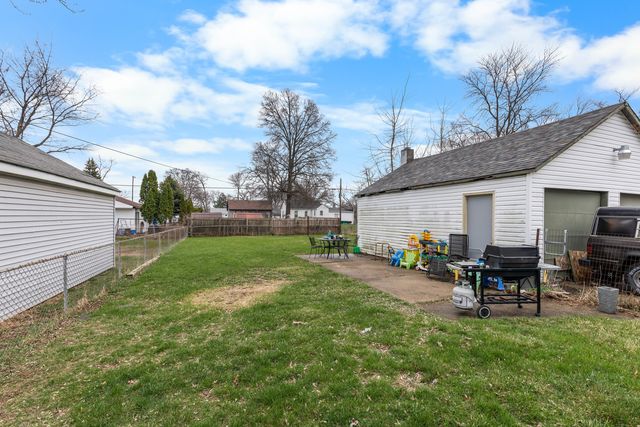 2922 Collins Street, Rockford, IL 61109