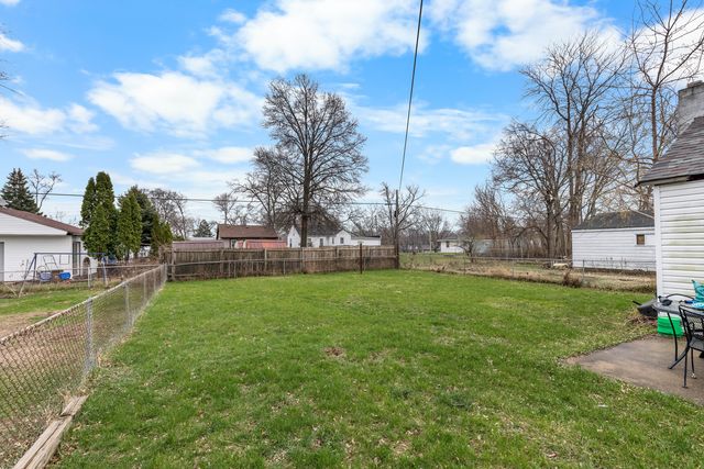 2922 Collins Street, Rockford, IL 61109