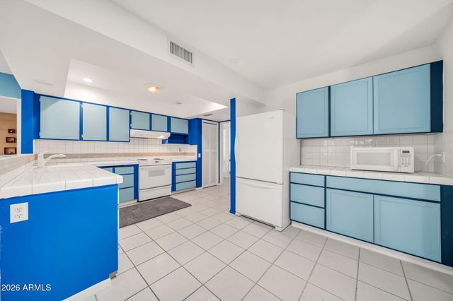 17410 N 125TH Avenue, Sun City West, AZ 85375