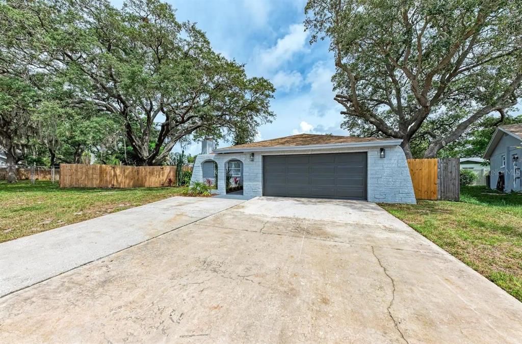 12037 104TH AVENUE, Seminole, FL 33778