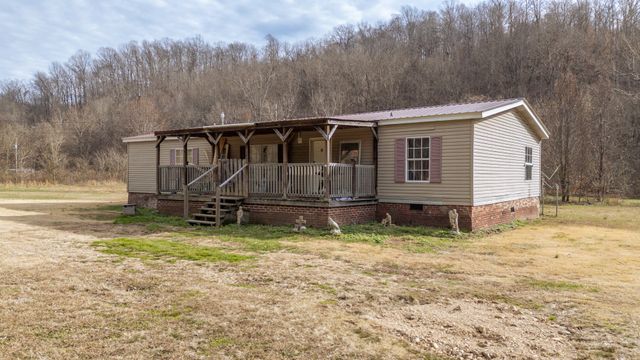 1709 Downing Hollow Rd, Waynesboro, TN 38485