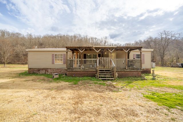 1709 Downing Hollow Rd, Waynesboro, TN 38485