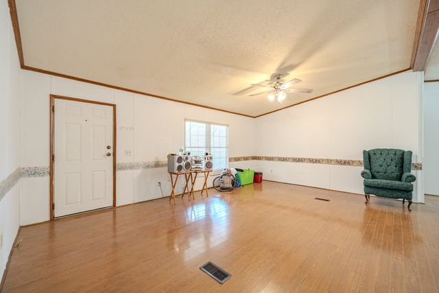 1709 Downing Hollow Rd, Waynesboro, TN 38485