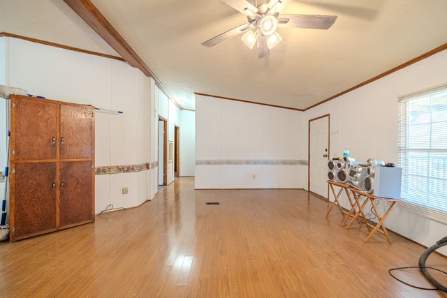 1709 Downing Hollow Rd, Waynesboro, TN 38485