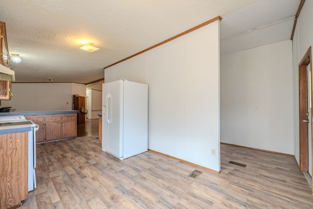 1709 Downing Hollow Rd, Waynesboro, TN 38485