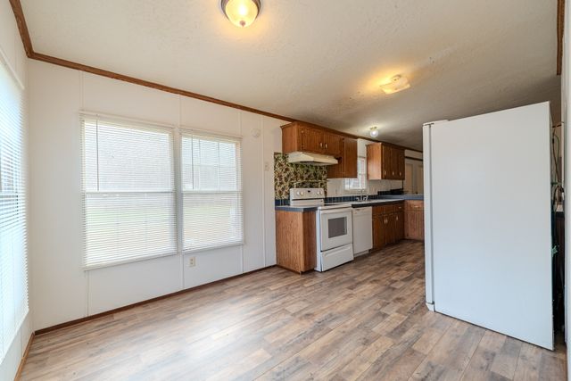 1709 Downing Hollow Rd, Waynesboro, TN 38485