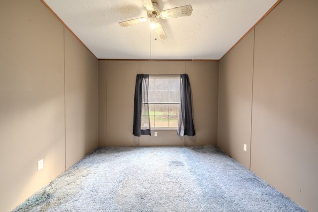 1709 Downing Hollow Rd, Waynesboro, TN 38485