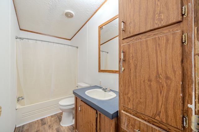 1709 Downing Hollow Rd, Waynesboro, TN 38485