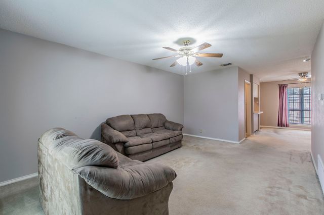 5118 Lake Shore Drive, Waco, TX 76710