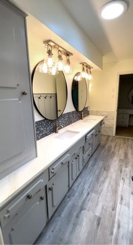 3763 Vinecrest Drive, Dallas, TX 75229