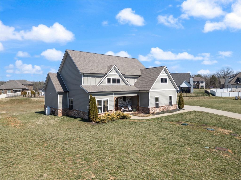 9911 Bluegill Ct, Murfreesboro, TN 37129