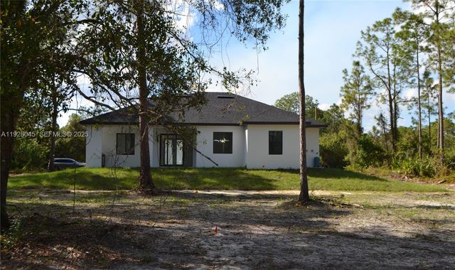 1116 Eight Street, Lehigh Acres, FL 33972