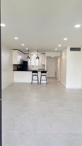4381 TREVI Court 206, Lake Worth, FL 33467