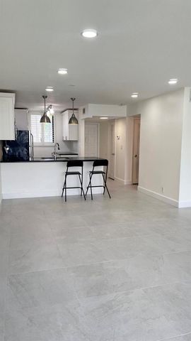 4381 TREVI Court 206, Lake Worth, FL 33467