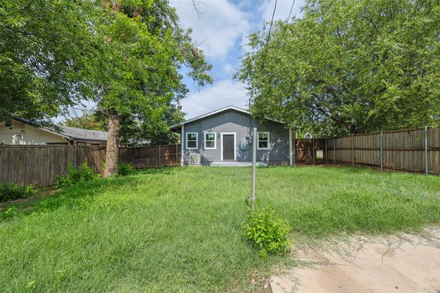 3101 Erie Street, Fort Worth, TX 76112