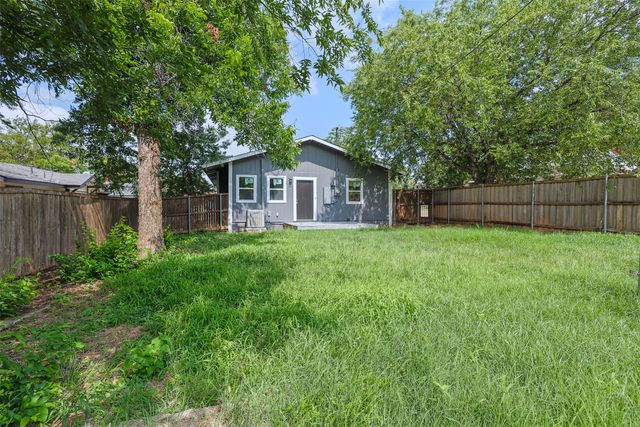 3101 Erie Street, Fort Worth, TX 76112
