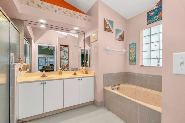 7519 Eagle Point Drive, Delray Beach, FL 33446