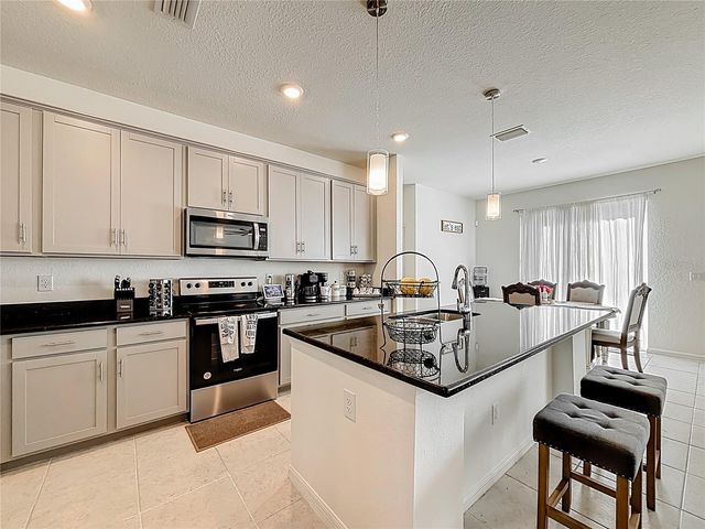 3246 DRYDEN STREET, North Port, FL 34288