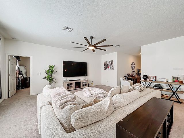 3246 DRYDEN STREET, North Port, FL 34288