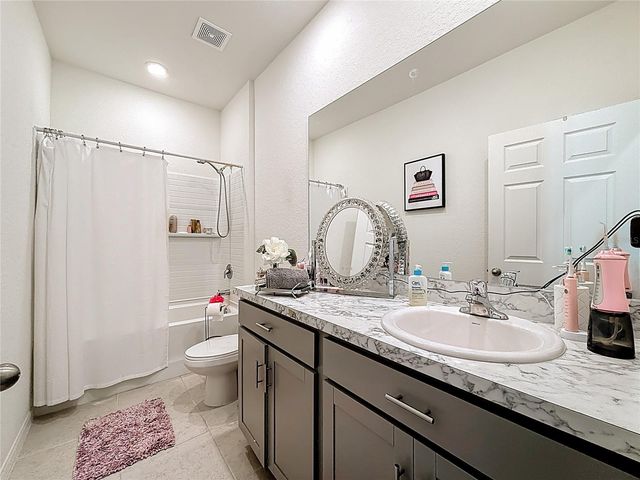 3246 DRYDEN STREET, North Port, FL 34288