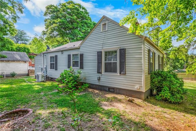 104 Smith Street, Walnut Cove, NC 27052