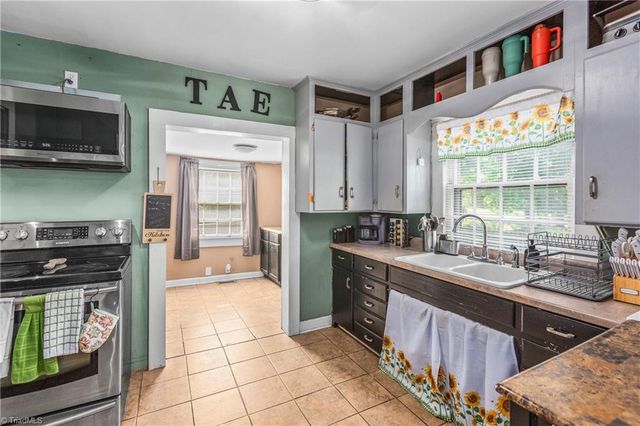 104 Smith Street, Walnut Cove, NC 27052