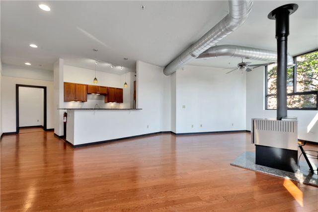 313 Lafayette Street 307, Fayetteville, AR 72701