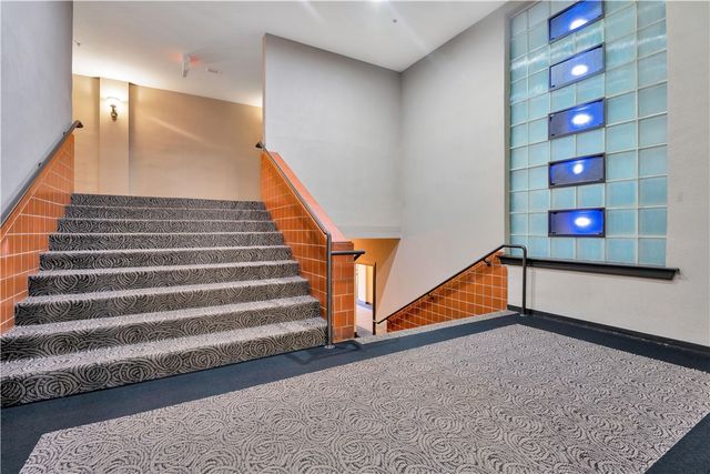 313 Lafayette Street 307, Fayetteville, AR 72701