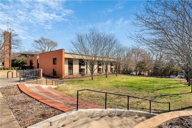 313 Lafayette Street 307, Fayetteville, AR 72701