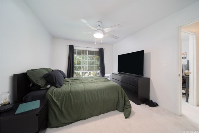 94-1351 Kulewa Loop 17U, Waipahu, HI 96797