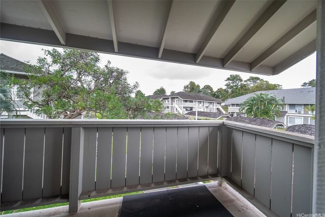 94-1351 Kulewa Loop 17U, Waipahu, HI 96797