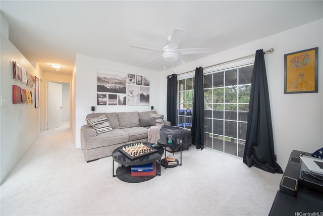 94-1351 Kulewa Loop 17U, Waipahu, HI 96797