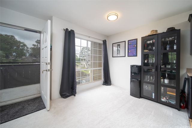 94-1351 Kulewa Loop 17U, Waipahu, HI 96797