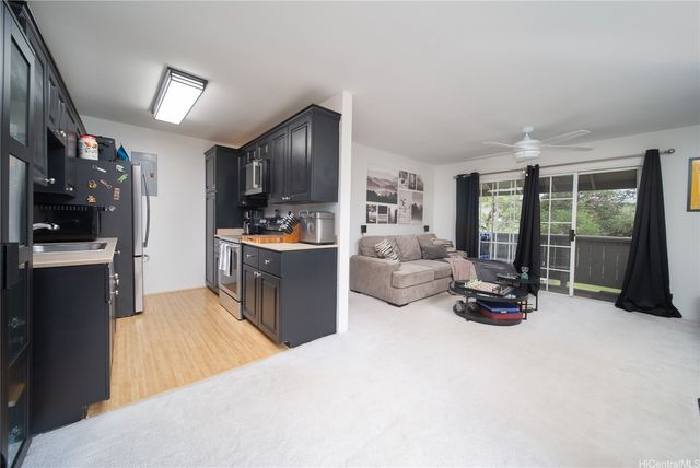 94-1351 Kulewa Loop 17U, Waipahu, HI 96797