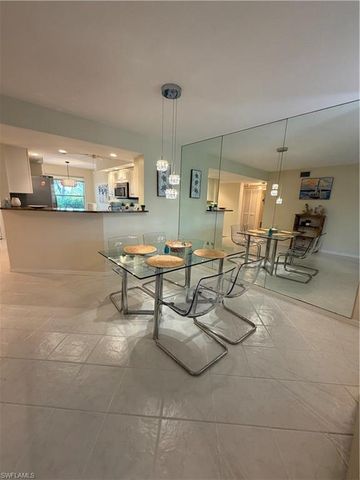 360 Horsecreek DR 106, Naples, FL 34110