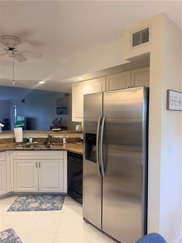 360 Horsecreek DR 106, Naples, FL 34110
