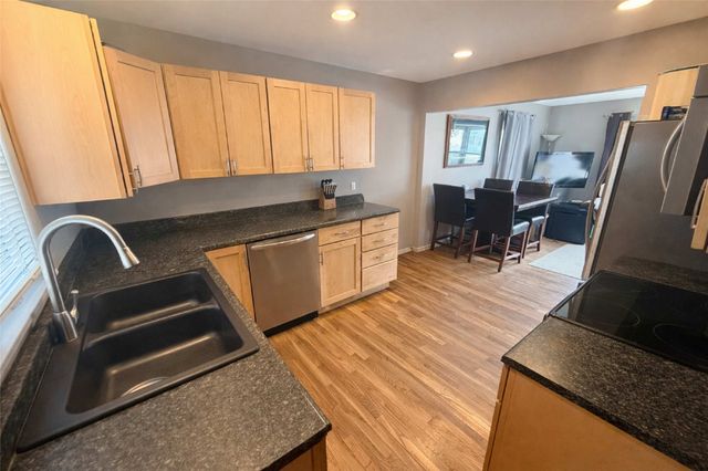 1713 56th Street, Des Moines, IA 50310