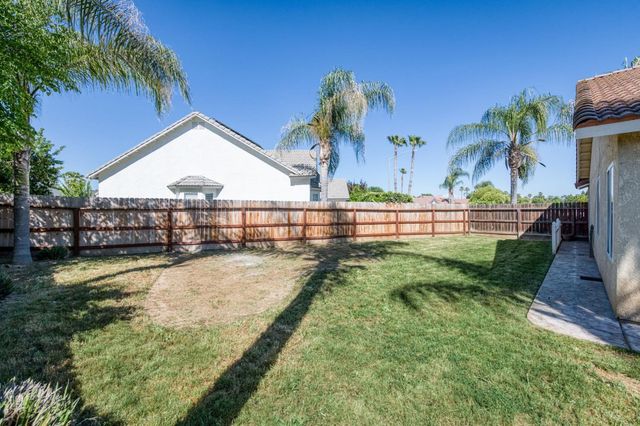 168 Makenna Drive, Madera, CA 93637