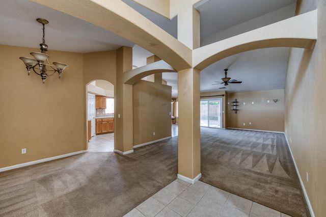 168 Makenna Drive, Madera, CA 93637