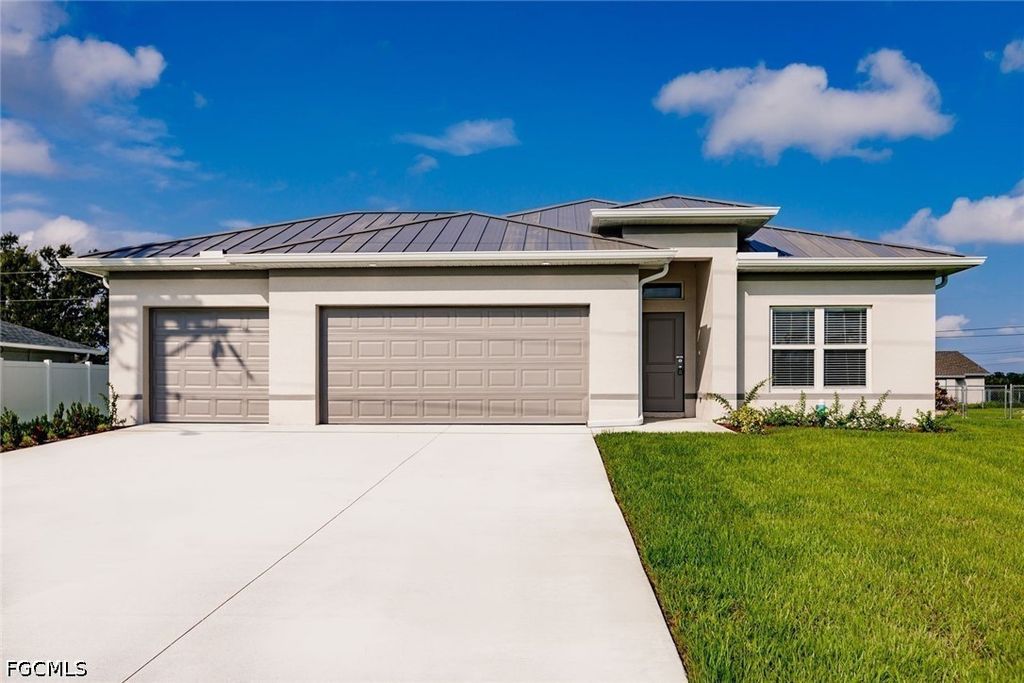 410 Wilmington PKWY, Cape Coral, FL 33993